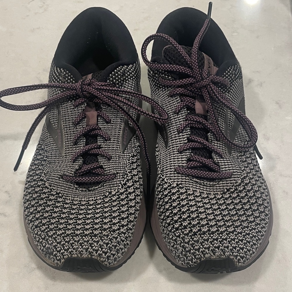 Brooks Purple and Black Sneakers